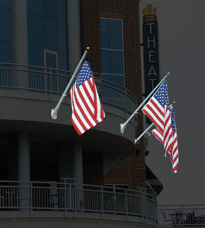 Outrigger Wall Mounted Flagpole